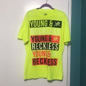 Selling great condition name brand men’s T-shirts